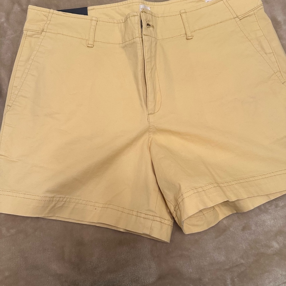 💛 GAP Yellow Women's Shorts 💛